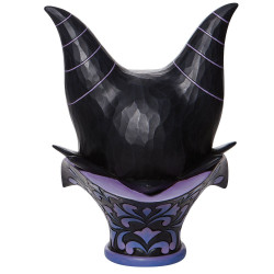 True Love's Kiss - Maleficent Diorama Headdress Figurine True Love's Kiss - Maleficent Diorama Headdress Figurine