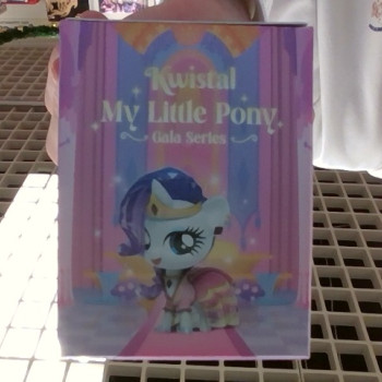 Mighty Jaxx Kwistal My Little Pony Gala Series