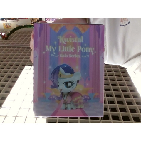 Mighty Jaxx Kwistal My Little Pony Gala Series